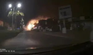 Rocket lao trúng ngôi nhà ở miền trung Israel, 19 người bị thương