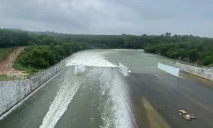 Hồ Dầu Tiếng xả lũ về sông Sài Gòn